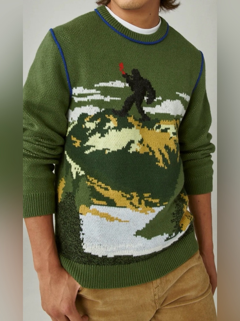 Lucky Brand Olive Scenic Big Foot Crewneck Sweater with Blue Trim Size Medium